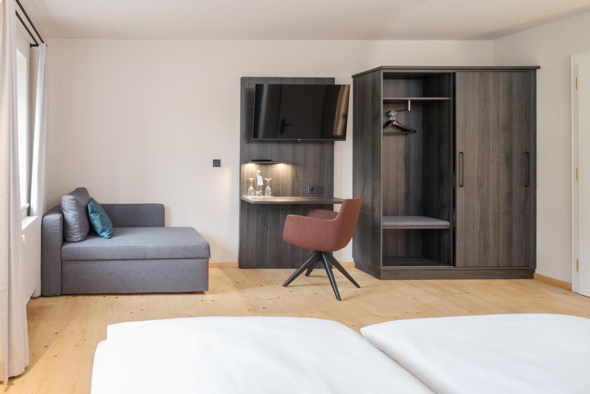 Hotel Aiterbach Am Chiemsee Римстинг Экстерьер фото